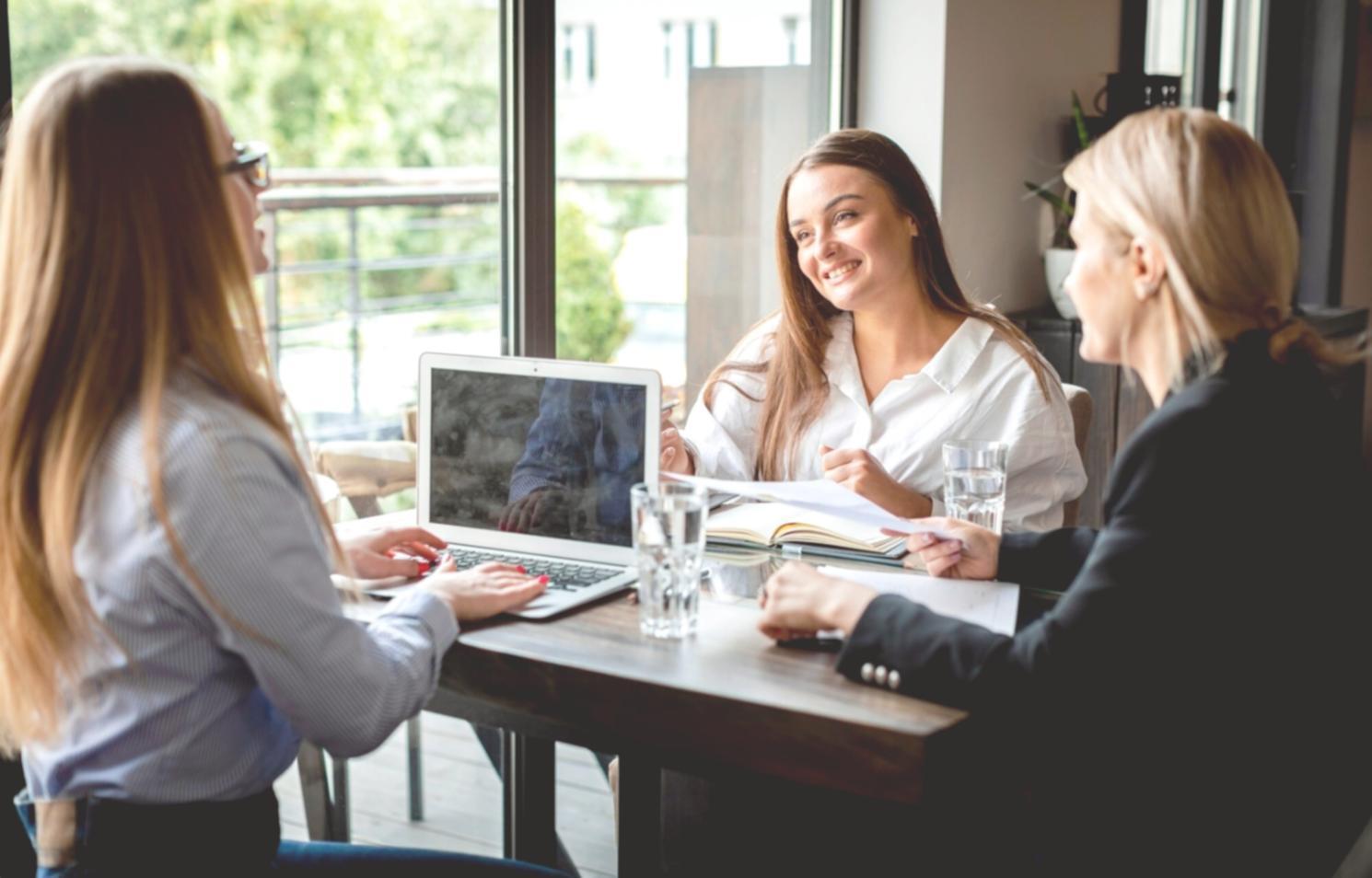 Vizualizarea traseului financiar personal